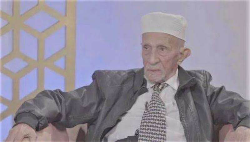 بعد عُمرٍ حافل بالنضال الوطني.. المناضل اليمني "محمد عبدالله الفسيل" في ذمة الله