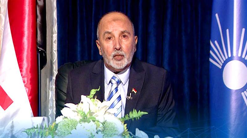 رئيس الإصلاح يؤكد موقف حزبه إزاء الشراكة الوطنية ويدعو لمعالجة فتنة شبوة وإقالة المتورطين في إشعالها