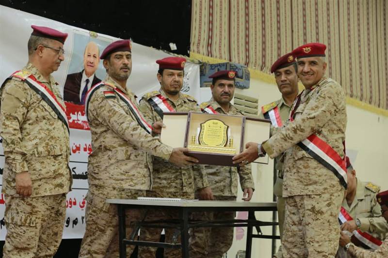 رئيس هيئة الأركان: الجيش الوطني صمام امان الوطن