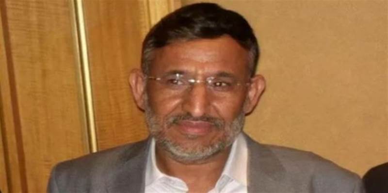 جبايات وفساد واستهداف للنظام الجمهوري.. قيادي حوثي يكشف الممارسات الخطيرة لجماعته ضد الشعب اليمني