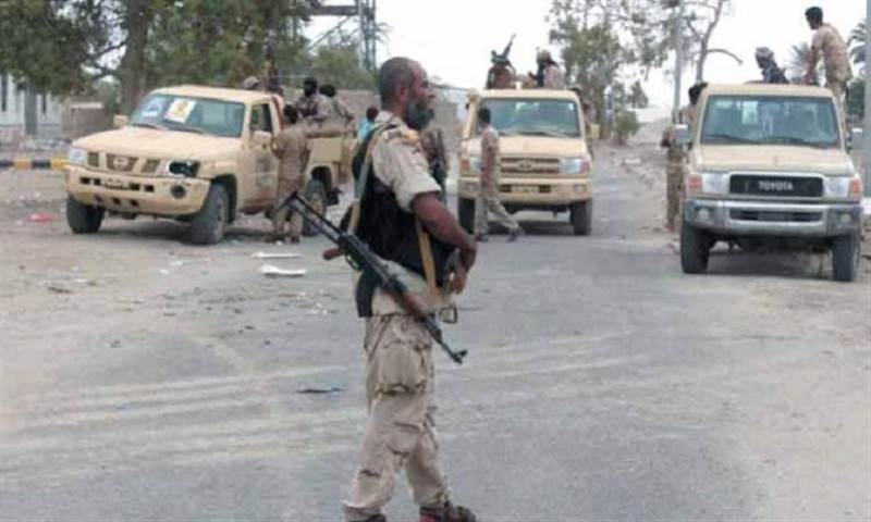 أبين.. قتلى وجرحى في تفجير استهدف دورية عسكرية في مديرية المحفد