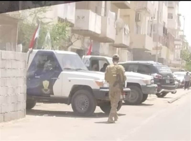 Yemen’de BAE destekli milisler oğlu teslim olması için bir kadını evinden kaçırdı