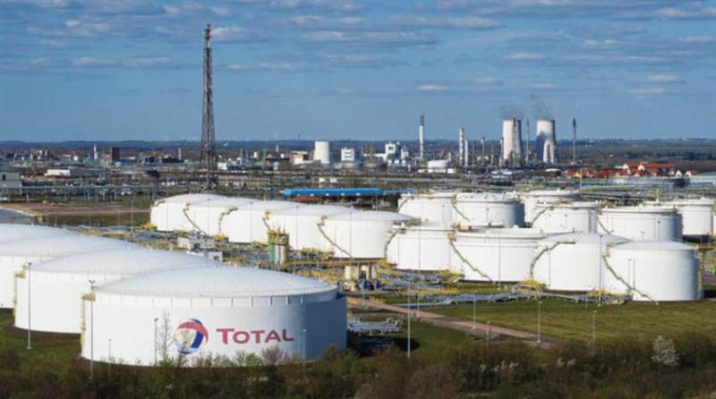 تراجع أسعار النفط قبل اجتماعي "أوبك بلس" و"المركزي" الأميركي