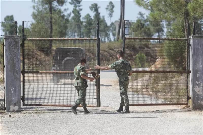 خلف قتلى وجرحى.. انفجار في قاعدة عسكرية بالبرتغال