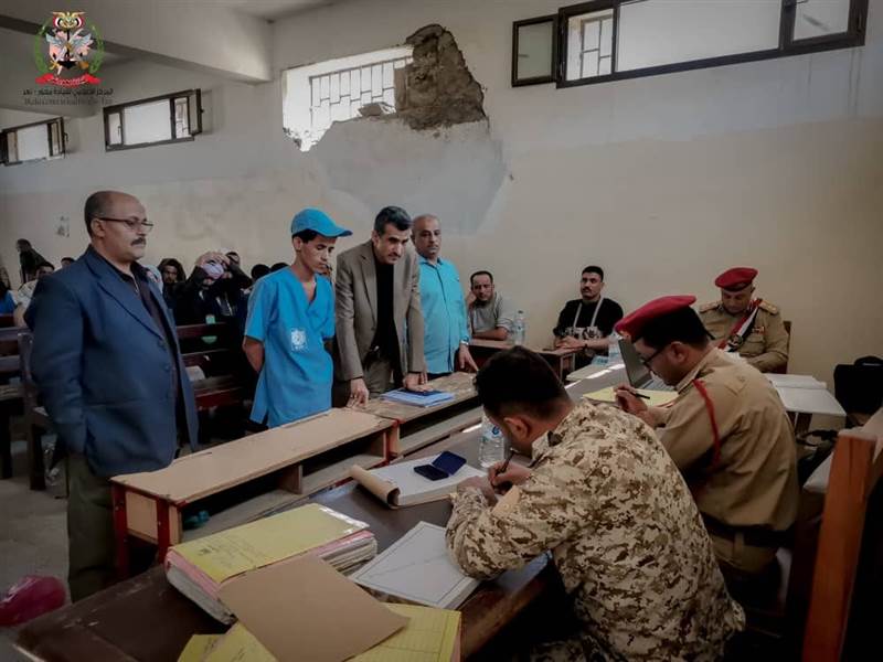 انعقاد جلسة محاكمة عسكرية لـ11 متهما عسكريا بقضايا مرتبطة بأمن الدولة بتعز