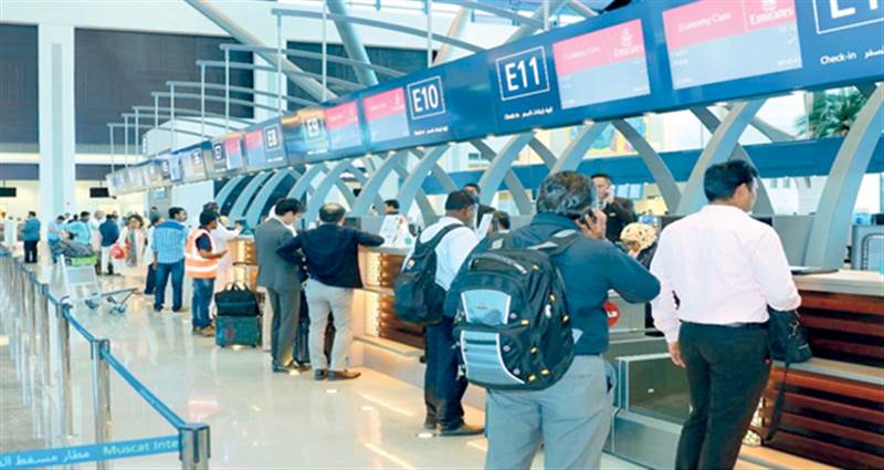 بعد مصر والأردن.. دولة خليجية تقر منع دخول اليمنيين إلى أراضيها