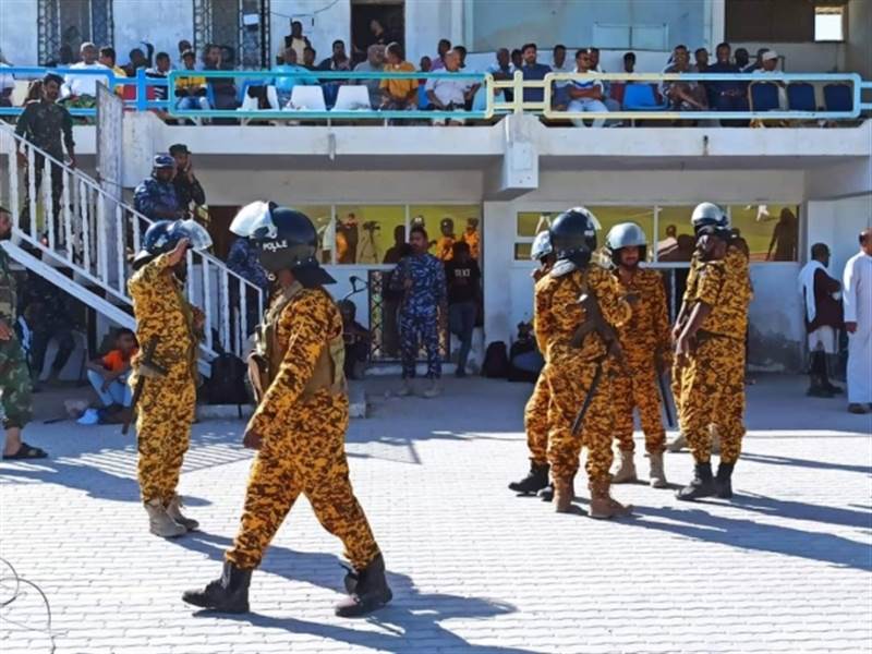 امن حضرموت يضبط شخص بحوزته مخدرات