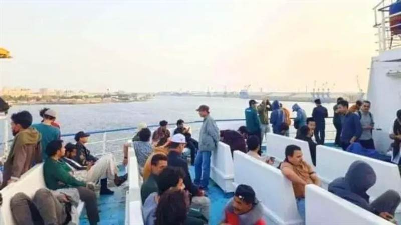 الحكومة اليمنية تعلن إجلاء الدفعة الثانية من اليمنيين العالقين في السودان