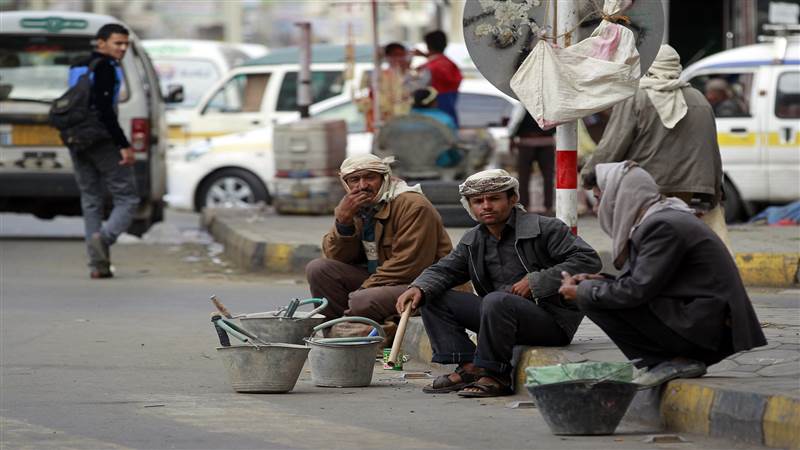 "العمّال اليمنيّون" والأول من مايو.. تحوَّل الأمس وخيبات اليوم!