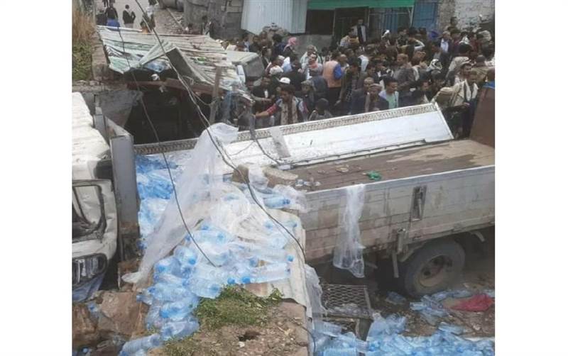 وفاة واصابة 8 مواطنين جراء هرولة شاحنة نقل ثقيل في أحد الأسواق بمحافظة إب