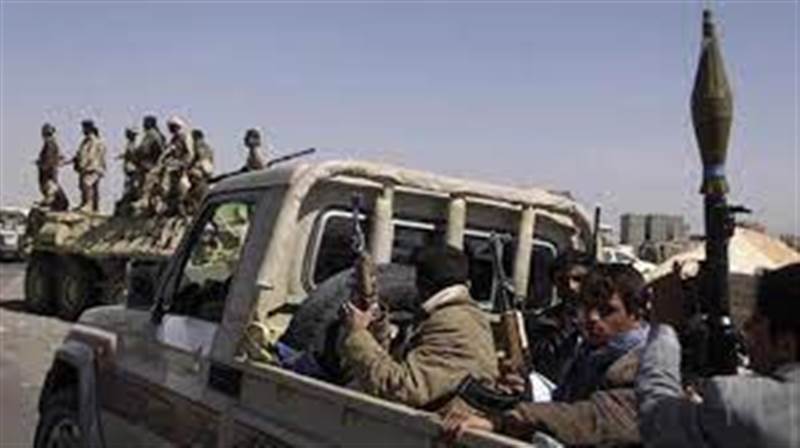 حملات «تطهير» وظيفي حوثية بمصلحتي الأراضي والضرائب