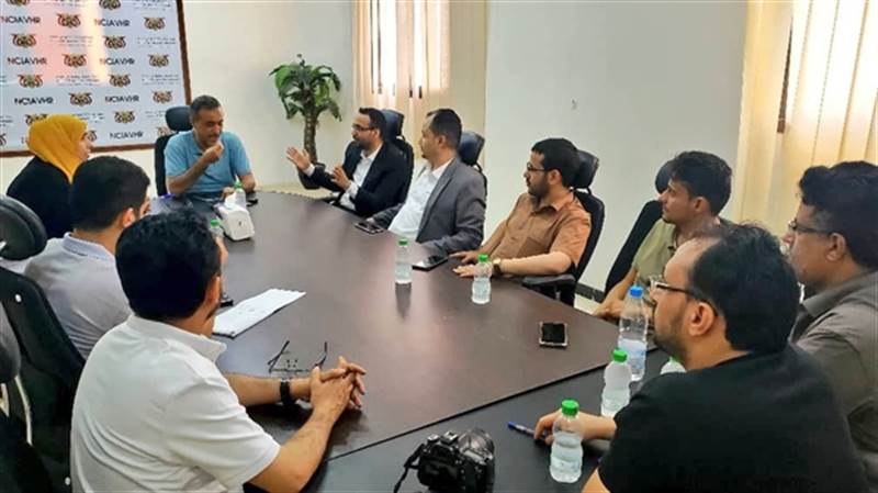 اللجنة الوطنية للتحقيق تستمع لشهادات الصحفيين المحررين من سجون المليشيات