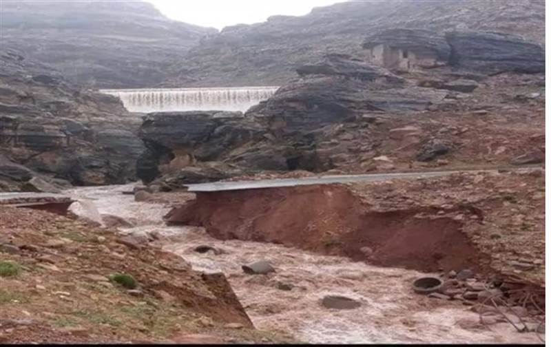 Yemen’de aşırı yağışlar sebebiyle baraj çöktü