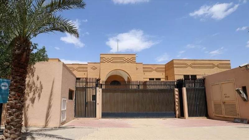 رسيما.. ايران تعلن فتح سفارتها لدى الرياض الثلاثاء