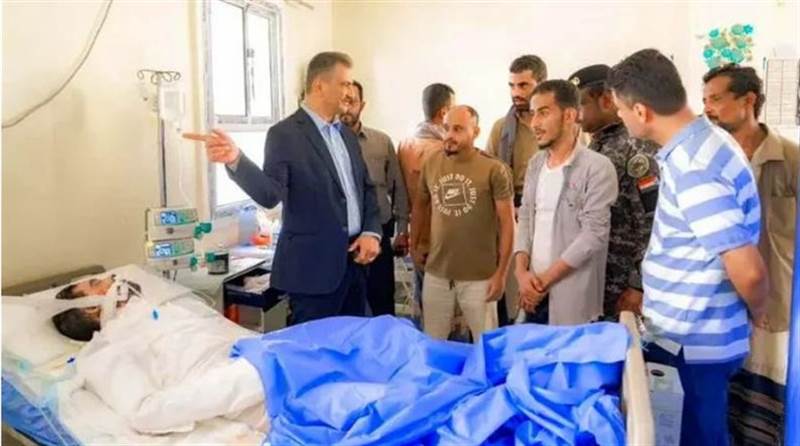 Yemen’de zabıtanın mallarına el koyması sebebiyle kendini yakan seyyar satıcı yaşamını yitirdi