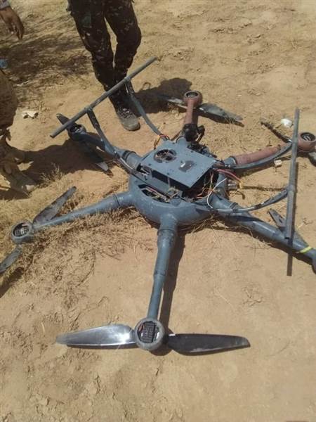 الجيش يعلن إسقاط طائرة مُسيّرة أطلقتها مليشيا الحوثي بجبهة "الجدافر" بالجوف