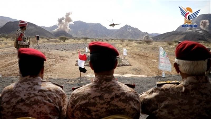 مليشيات الحوثي تنفذ مناورة عسكرية على تخوم مأرب
