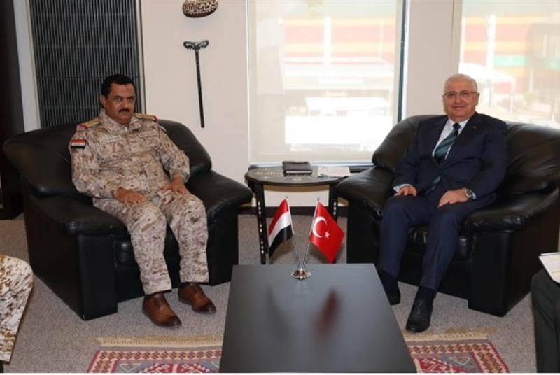 Yemen Savunma Bakanı, Türk mevkidaşı ile görüştü