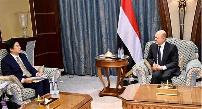 El Alimi, Yemen’de adil bir barışa yönelik taahhüdünü yineledi