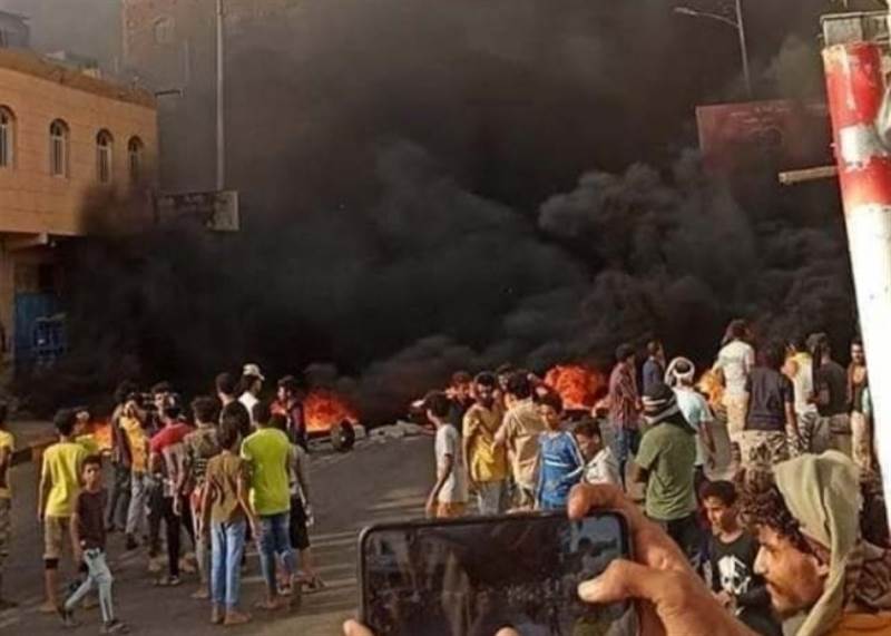 Yeme’de BAE destekli milisler göstericilere ateş açtı, çok sayıda gösterici yaralandı