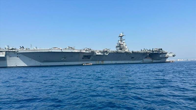 مدينة أنطاليا التركية تستضيف أكبر حاملة طائرات في العالم