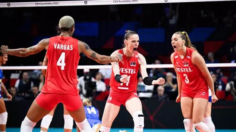 Filenin Sultanları, Avrupa Şampiyonasında finalde