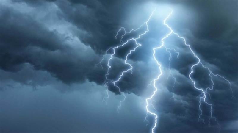 Yemen'in üç vilayetinde yıldırım düşmesi sonucu 21 kişi öldü ve yaralandı