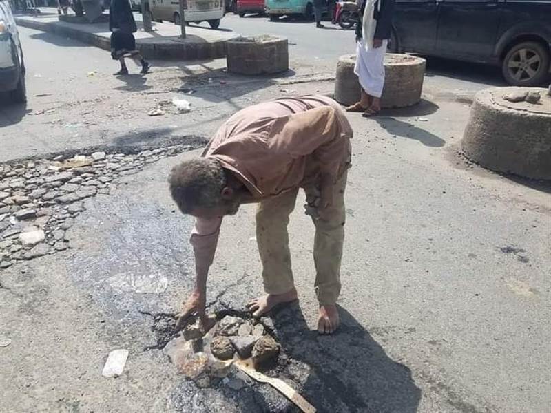 الثاني خلال أسابيع.. مليشيا الحوثي تختطف مختل عقلياً في محافظة إبِ