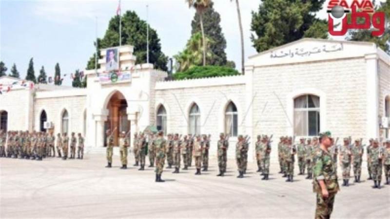 قتلى وجرحى بهجوم على كلية عسكرية بحمص والنظام يقصف ريفي إدلب وحلب