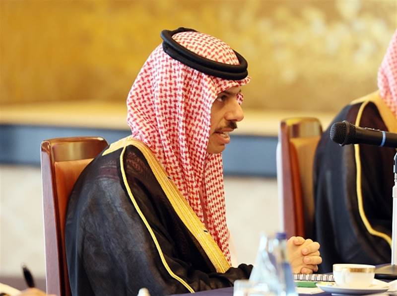 الرياض: تجدد دعوتها لوقف التصعيد في "غزة" وإدخال المساعدات للمدنيين