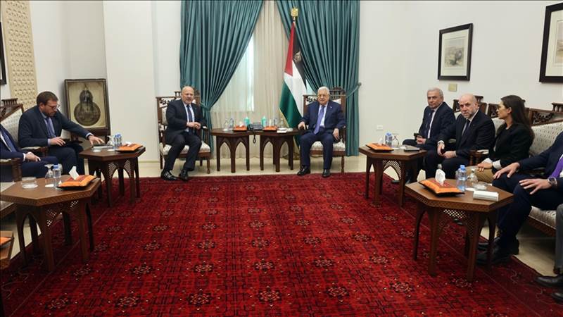 الرئيس الفلسطيني يطالب "الجنائية الدولية" بتسريع ملاحقة "مجرمي الحرب" بإسرائيل