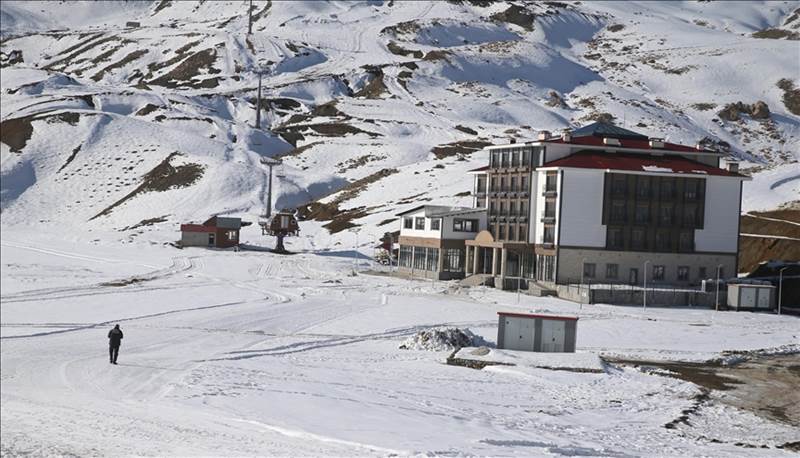 مركز هكاري للتزلج في تركيا.. قبلة عشاق الرياضة الشتوية