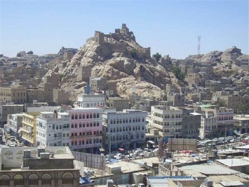 رداع: مواطنون يتصدون لحملة حوثية حاولت اقتحام منازلهم ويشتبكون معها