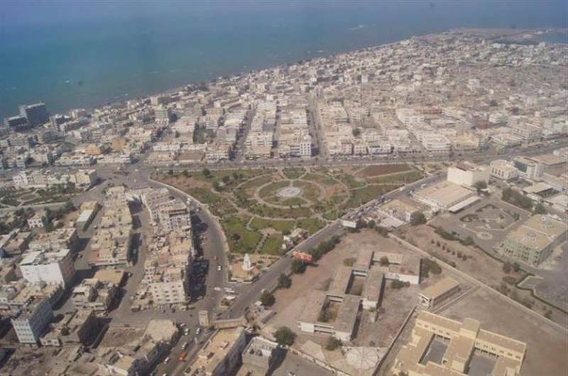 قدرها 2800 عداد.. قيادات حوثية تنهب عدادات المياه في الحديدة لتبيعها للمواطنين مرة اخرى