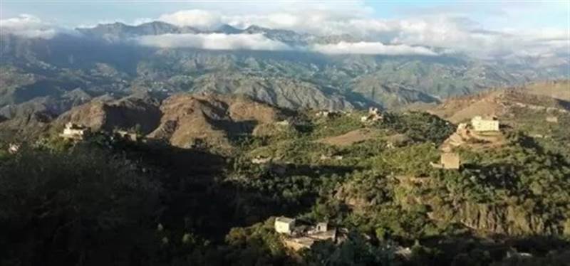 مليشيات الحوثي تستحدث معسكراً لتجنيد الأطفال في محافظة تعز