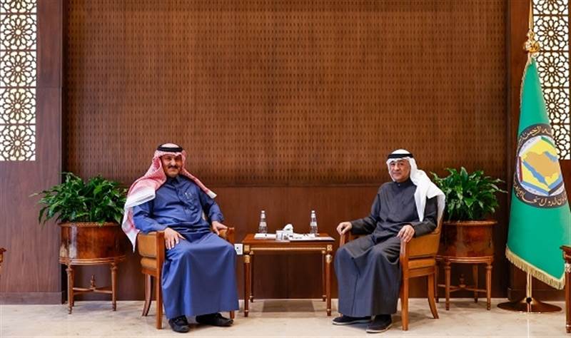 البديوي يبحث مع السفير السعودي لدى اليمن تطورات البحر الأحمر وخليج عدن