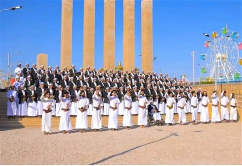 Marib’te ihtiyaç sahibi gençlere toplu düğün