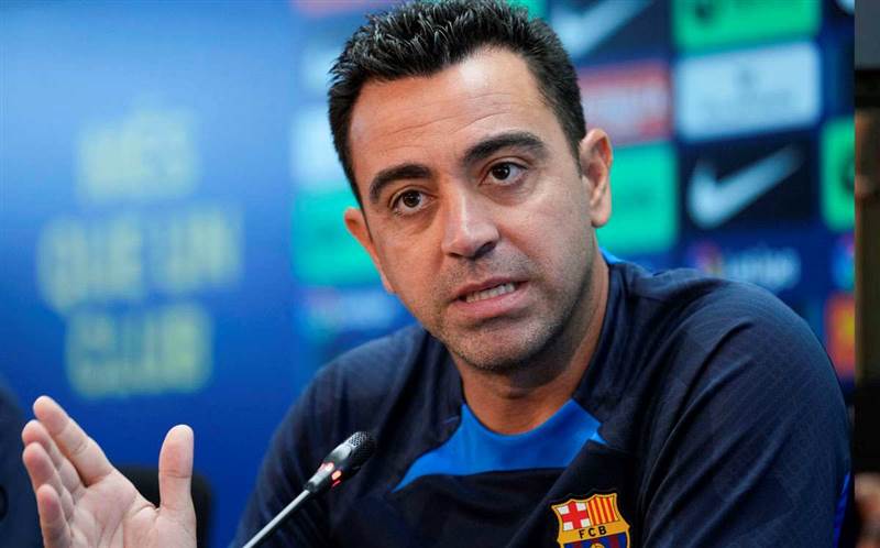 تشافي يرد على قرار إقالته من تدريب برشلونة.. ماذا قال؟!