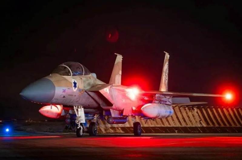 ABD ve İngiliz uçakları gece baskınlarıyla Hudeyde'deki Husi hedeflerini vurdu