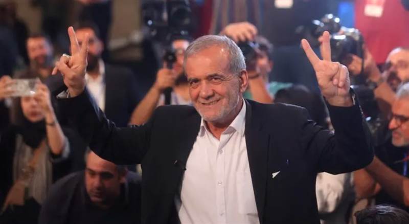 İran'ın yeni cumhurbaşkanı Mesud Pezeşkiyan oldu