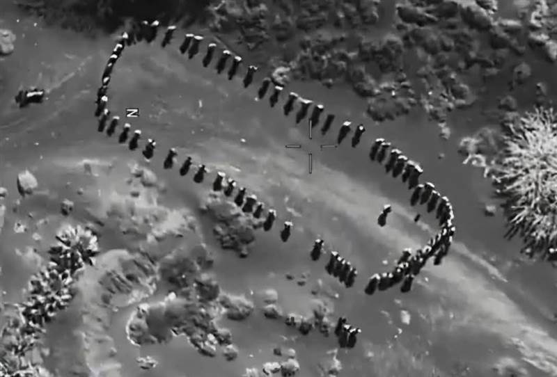 İran, Yemen'deki ABD Hava Saldırısında Devrim Muhafızlarının Öldüğü İddialarını Yalanladı