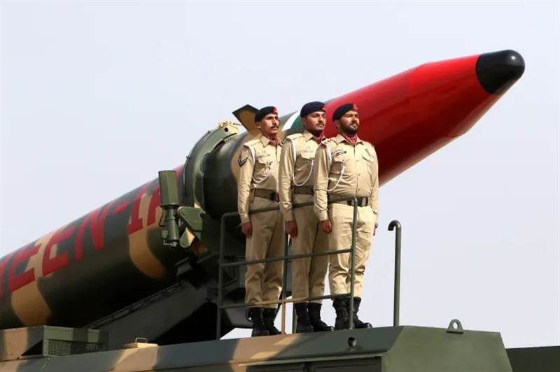 تحذيرات من أزمة نووية خطيرة بين الهند وباكستان