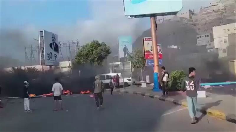قوات الانتقالي تنفذ حملة اعتقالات واسعة في عدن ضد محتجين على انهيار الكهرباء