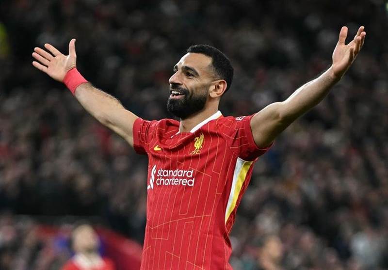 محمد صلاح يتوج بجائزة أفضل لاعب في إنجلترا للمرة الثالثة في مسيرته