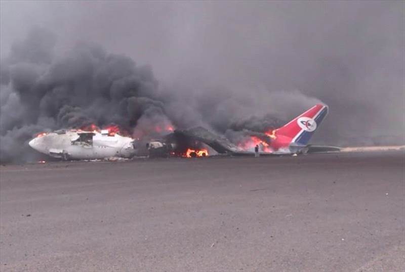 israil'in Sana Havalimanı'na Hava Saldırısı: Yemen Havayolları 3 Uçağını Kaybetti, Havalimanı Hizmet Dışı!