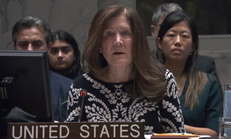 US Reaffirms Sanctions Against Houthis: “We Will Not Tolerate Fuel Smuggling to a Terrorist Organization”