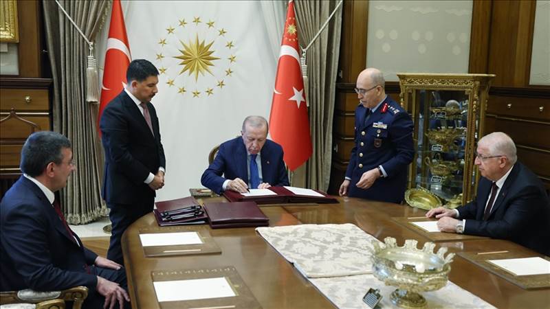 أردوغان يعيّن قائداً جديداً لهيئة الأركان العامة خلفاً لمتين غوراك