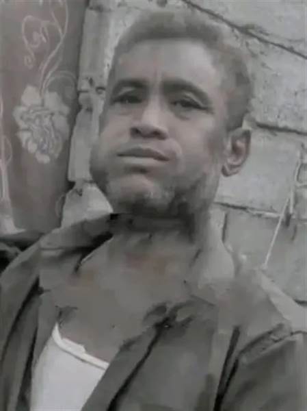 رصاصة حوثية تقتل مواطنًا جائعًا جريمته أنه  قال: "أريد راتبي".. إعدام ميداني يهز الحديدة