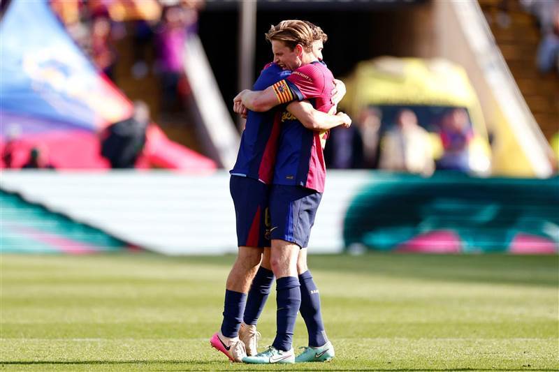 توقعات بتتويج برشلونة بلقب الدوري الإسباني للموسم الجديد 2025-2026