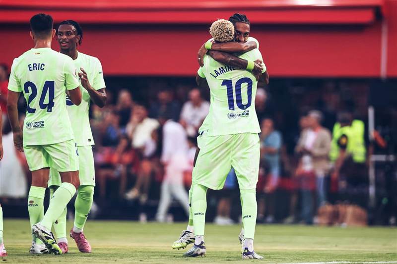 الجدل يحتدم حول هدف فيران توريس في مباراة برشلونة ومايوركا بالدوري الإسباني